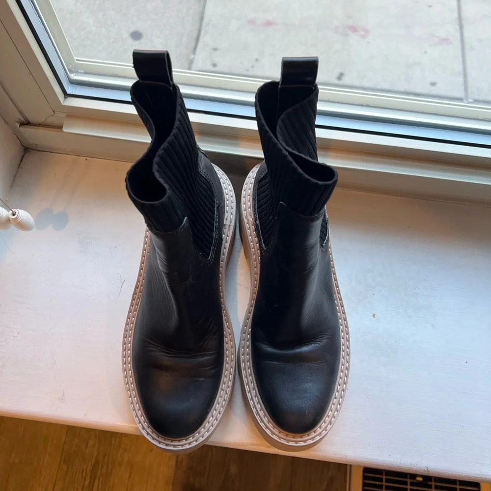 Dolce Vita Women's Hoven H2O Lug-Sole Boots - Picture 4 of 8